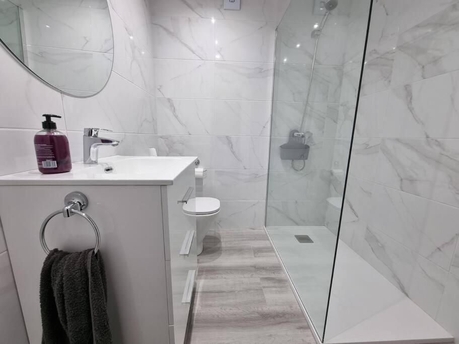 173A Amplio Apartamento Moderno Gijón Eksteriør bilde